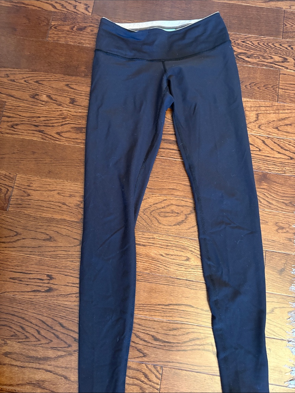 Lululemon reversible Black Leggings - Stretch Performance Bottoms